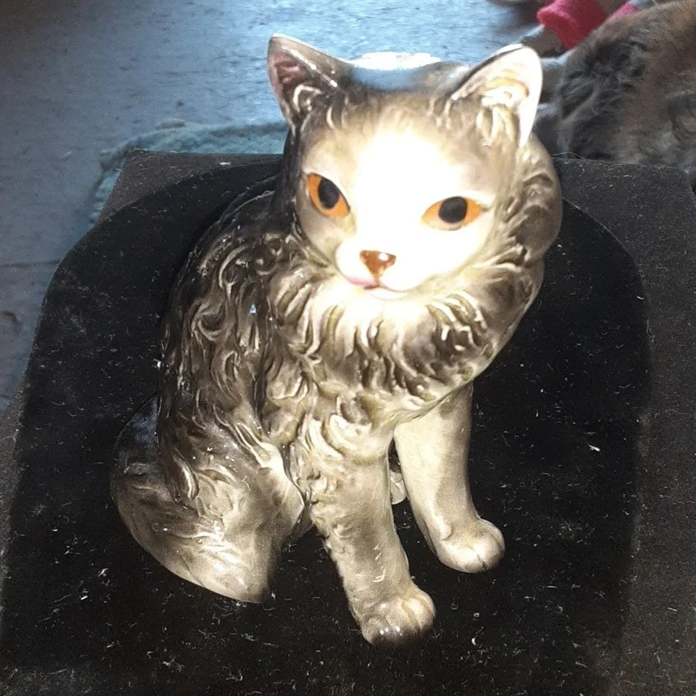 Gray and White Cat Figurine
